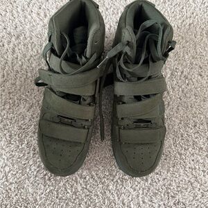 Mens Green Sneakers